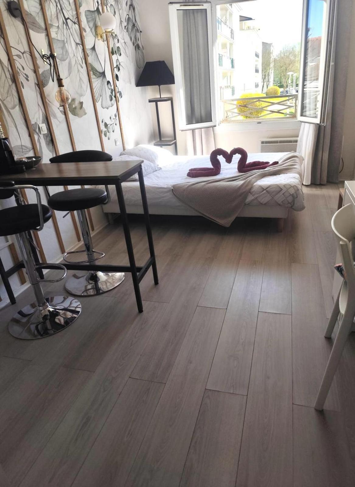Hsh France Location Disney Land Paris - Suite Nicolas - Appartement De Charme Bussy-Saint-Georges Extérieur photo